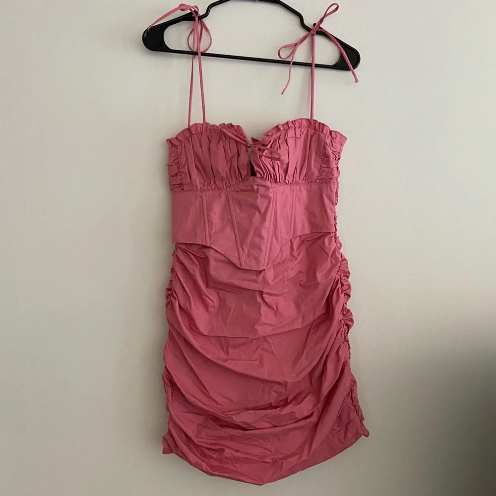 HOST PICK 🎉NWT White Fox Boutique Not Too Far Coral Mini Dress - Picture 2 of 12